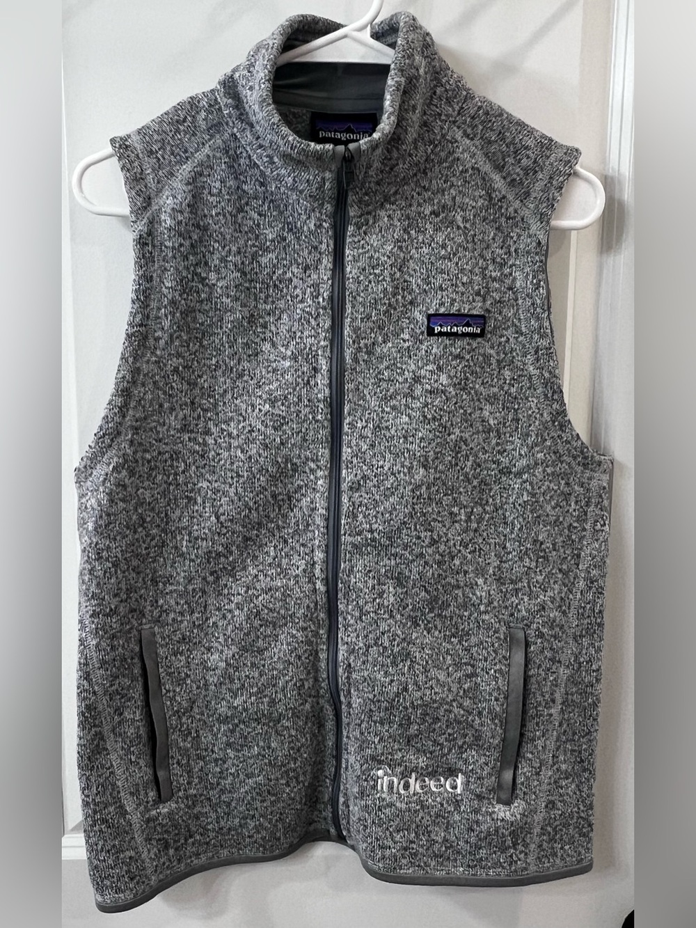 EUC Women’s Patagonia Gray Zip-Front Vest, M